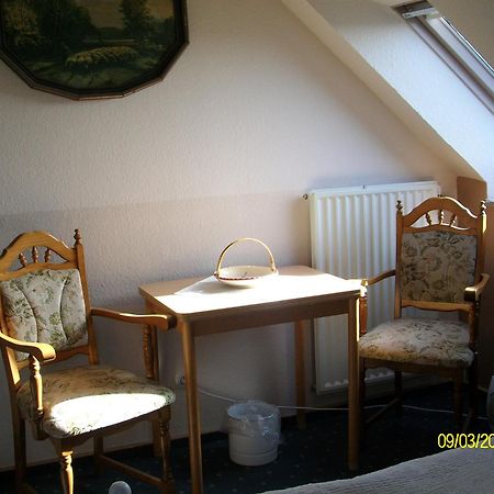 Gaestehaus Hemmerdeich-Alte Schule Oldenswort Bagian luar foto